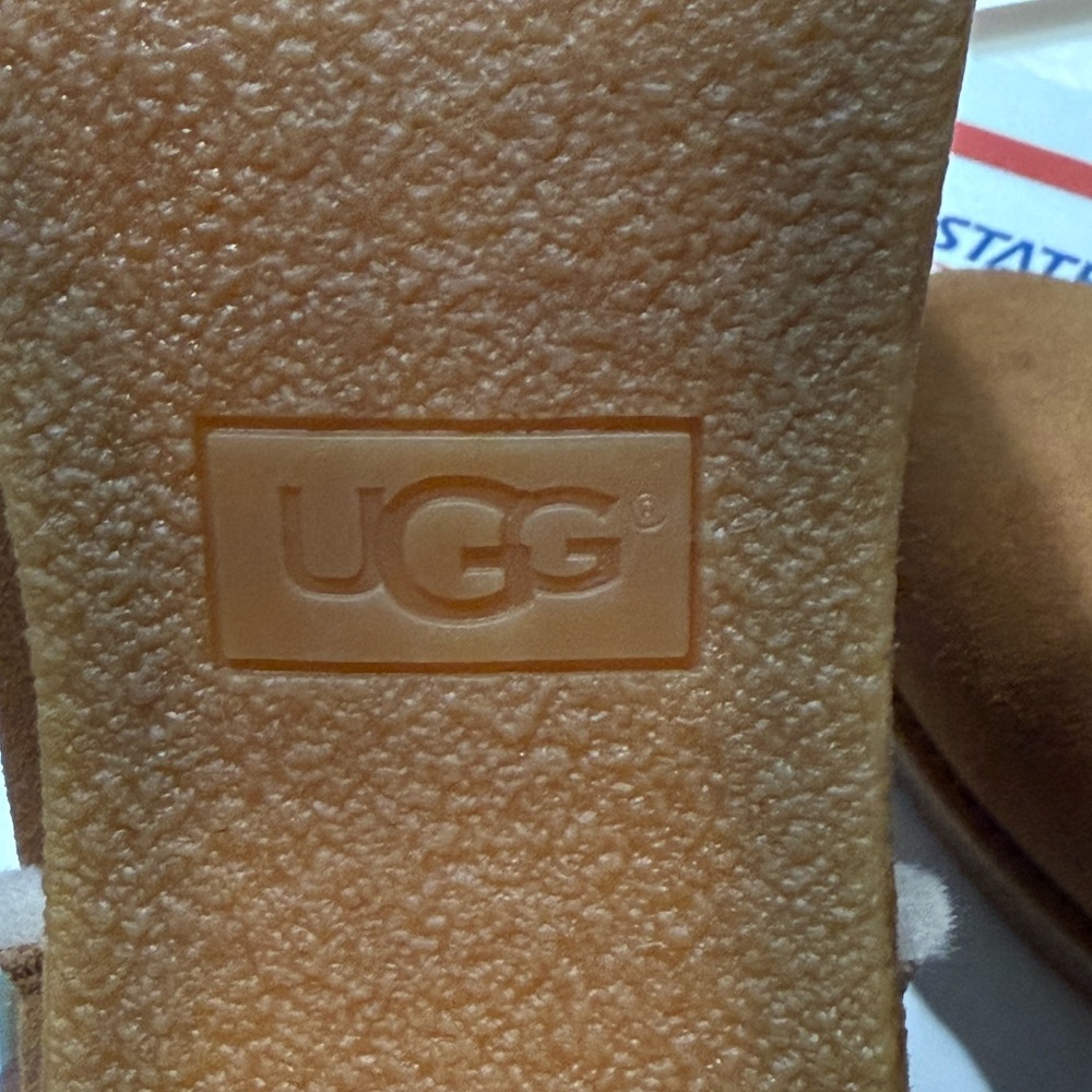 Ugg Kasen Suede Ankle Boots Size 11 - Picture 10 of 13